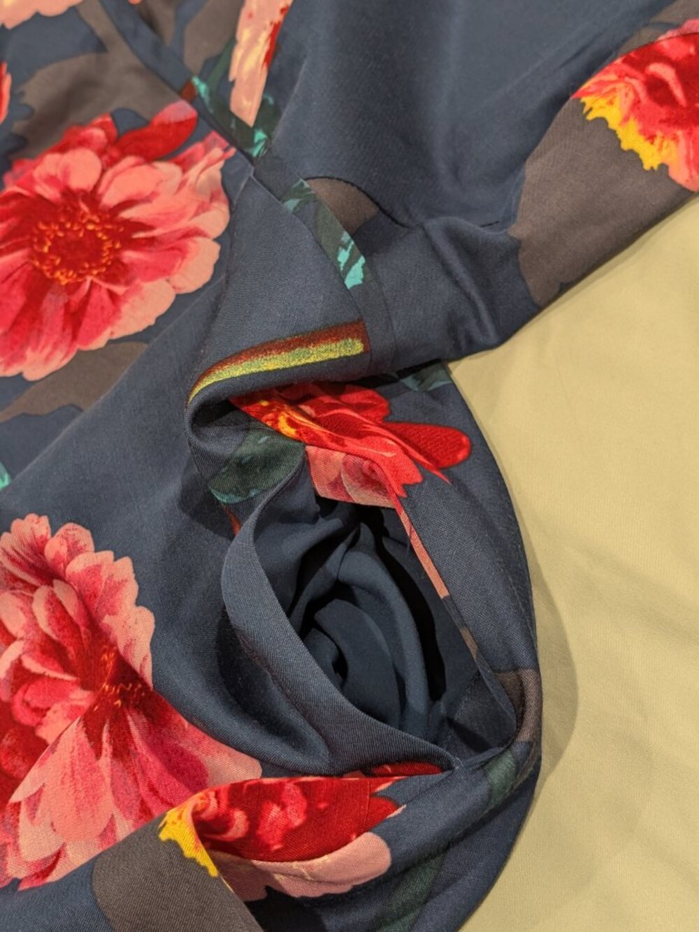 Banana Republic navy floral zinnia dress - Picture 9 of 9